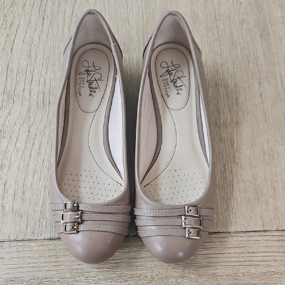 Life Stride Women's Taupe Loafers